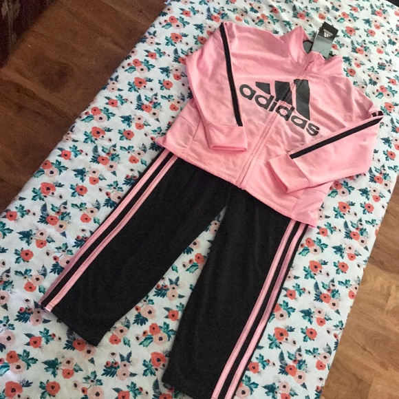 5T adidas track suit - Picture 1 of 5